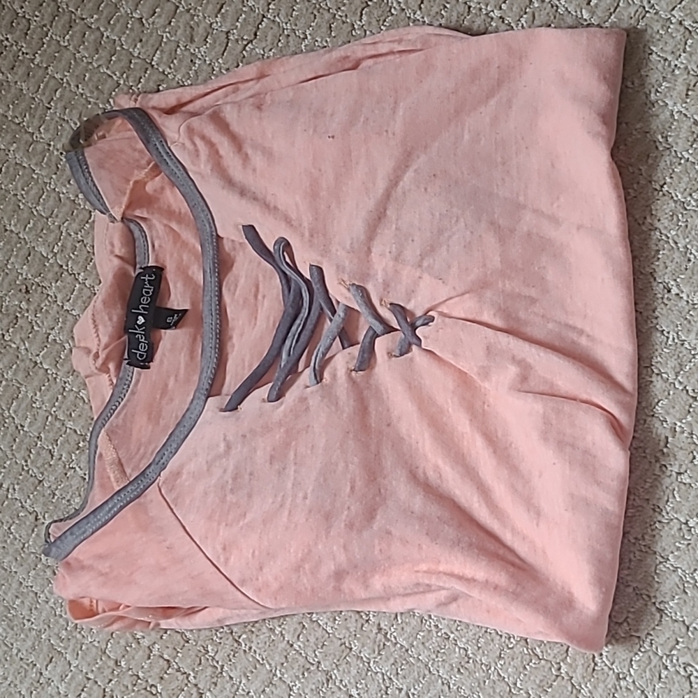 Derek Heart Shirt size S